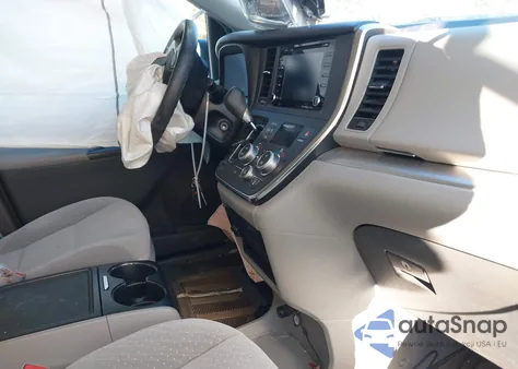 2019 Toyota Sienna Le 7 Passenger from USA, damaged, VIN 5TDJZ3DC9KS211939